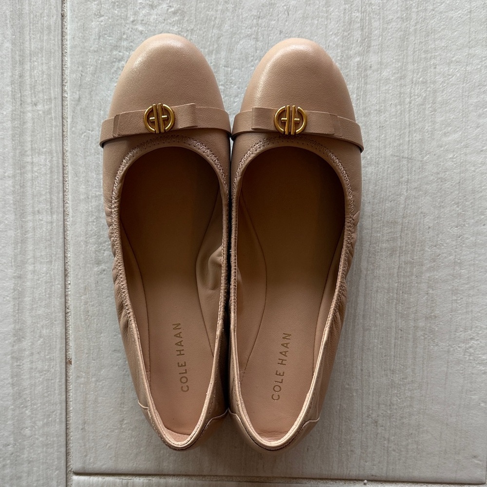 Cole Haan Women's Beige Flats with Gold Accent